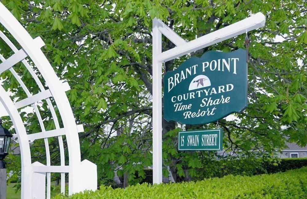 Brant Point Courtyard photo 24