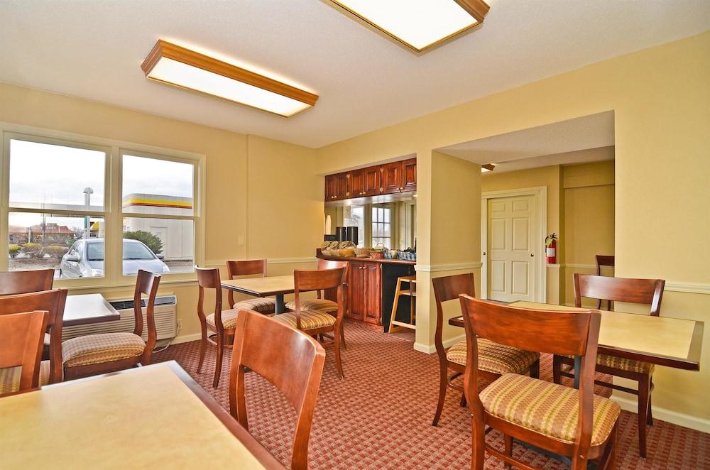 Americas Best Value Inn Chillicothe photo 9