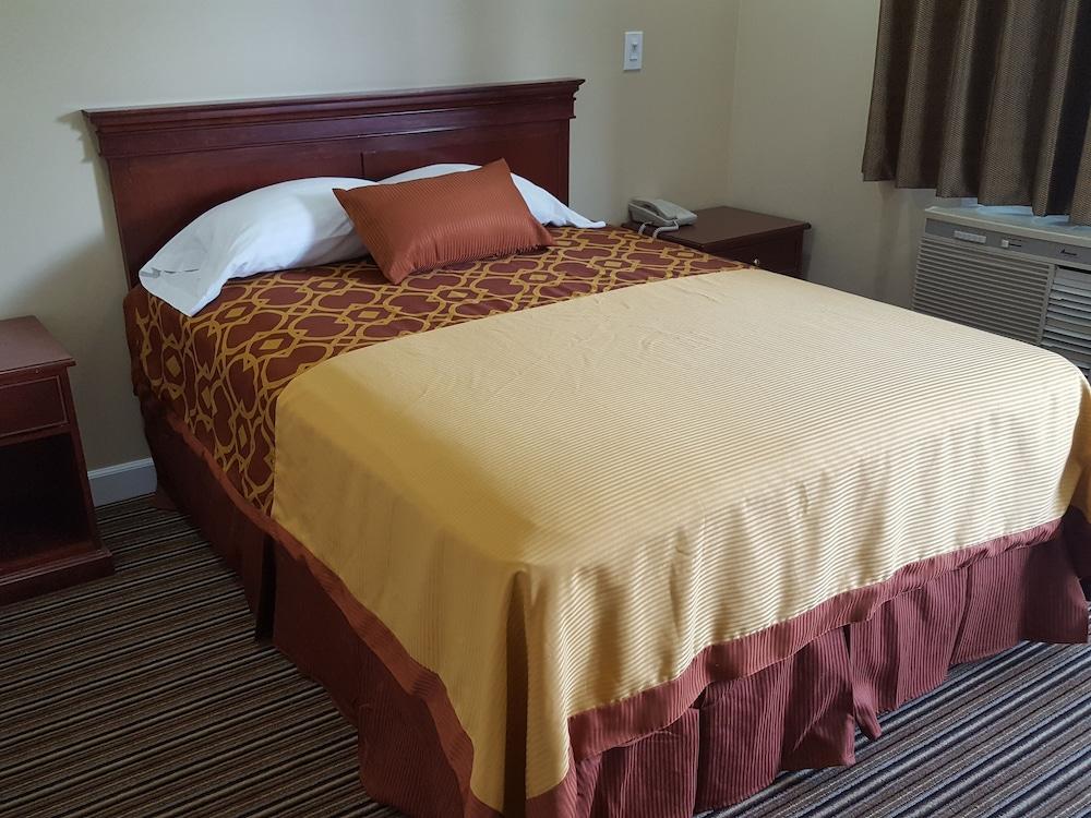 Travel Inn Motel photo 11