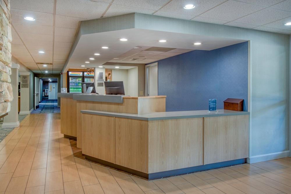 Fairfield Inn By Marriott Raleigh Crabtree photo 2