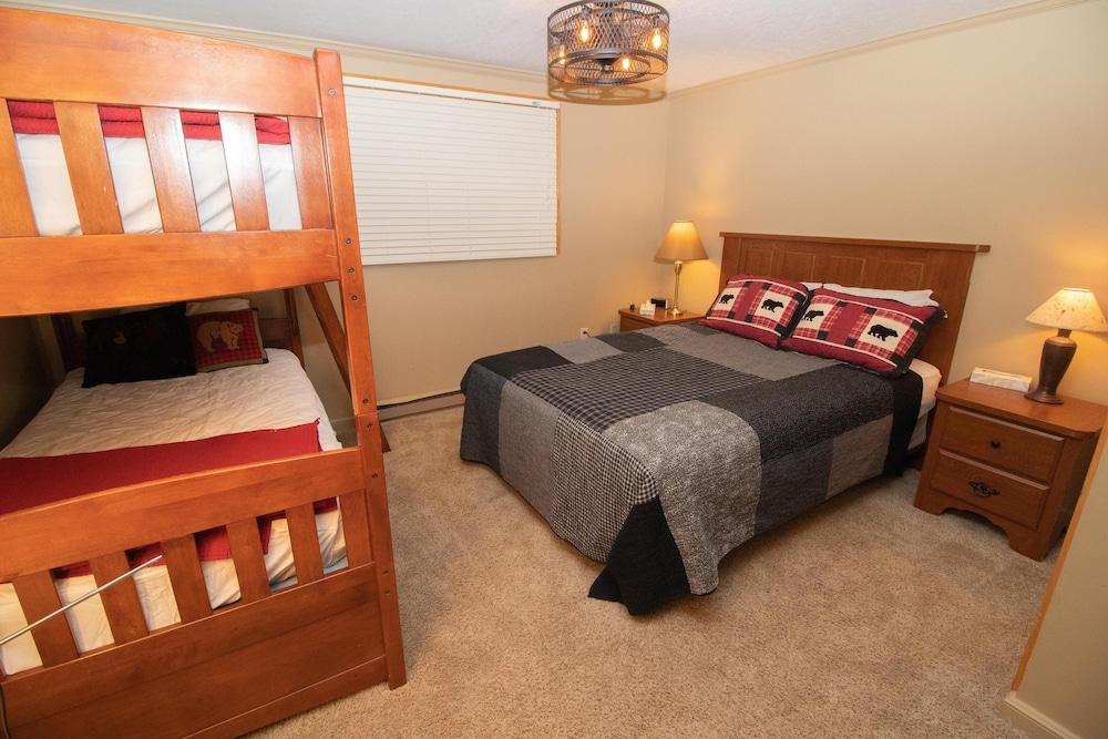 Mountaintop Condos photo 78