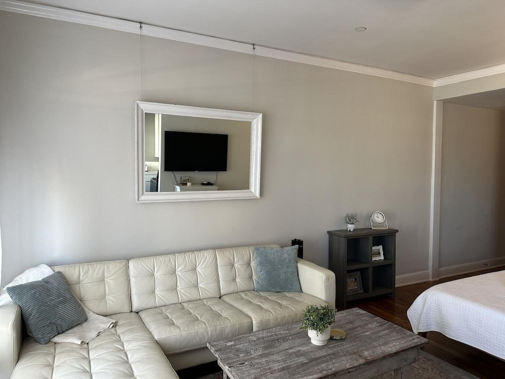 The Vurpillat Beachfront Hotel photo 48