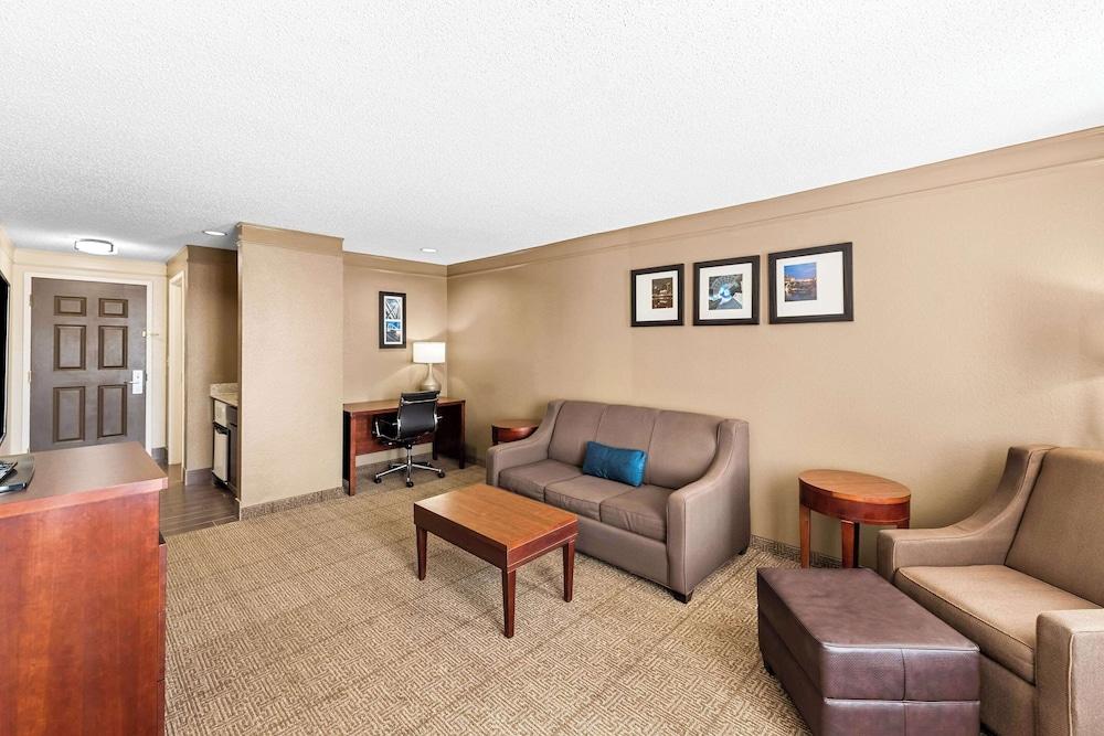 Comfort Inn & Suites Heath - Newark South photo 27