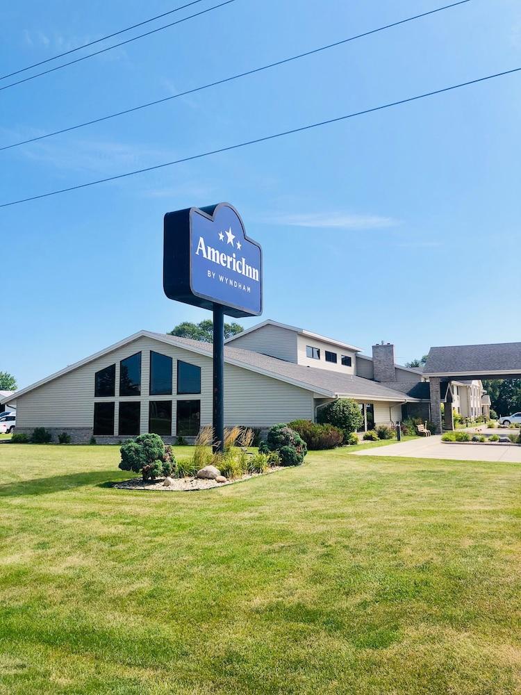 AmericInn by Wyndham Iowa Falls photo 1