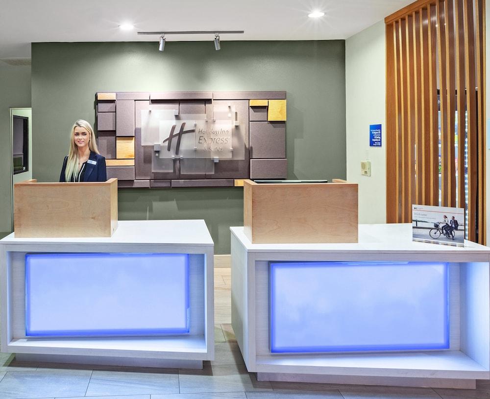 Holiday Inn Express Hotel & Suites Orange by IHG photo 19