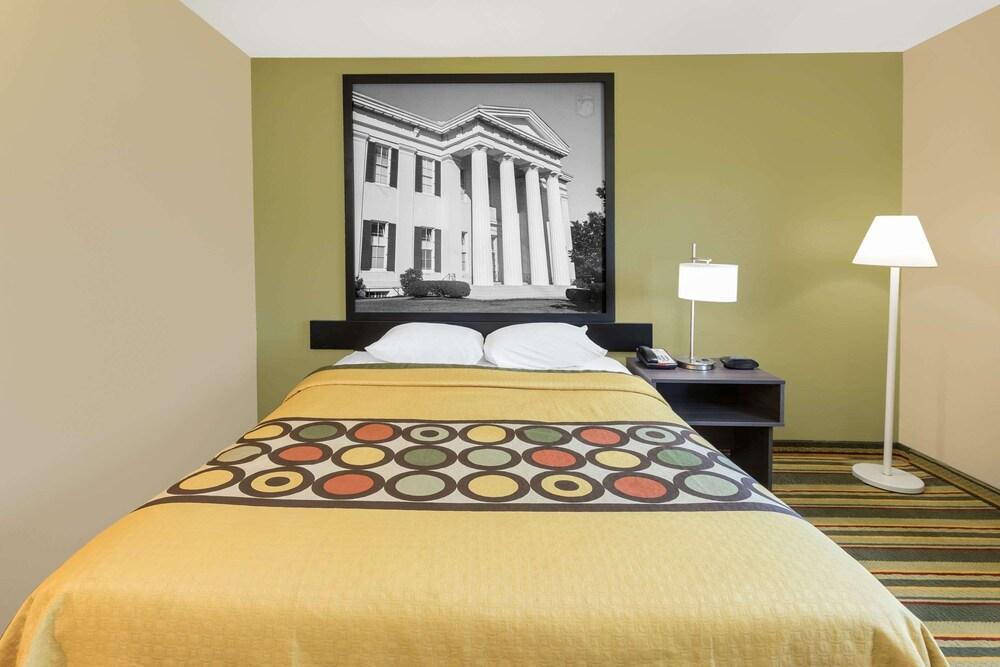 Super 8 by Wyndham Vicksburg photo 26