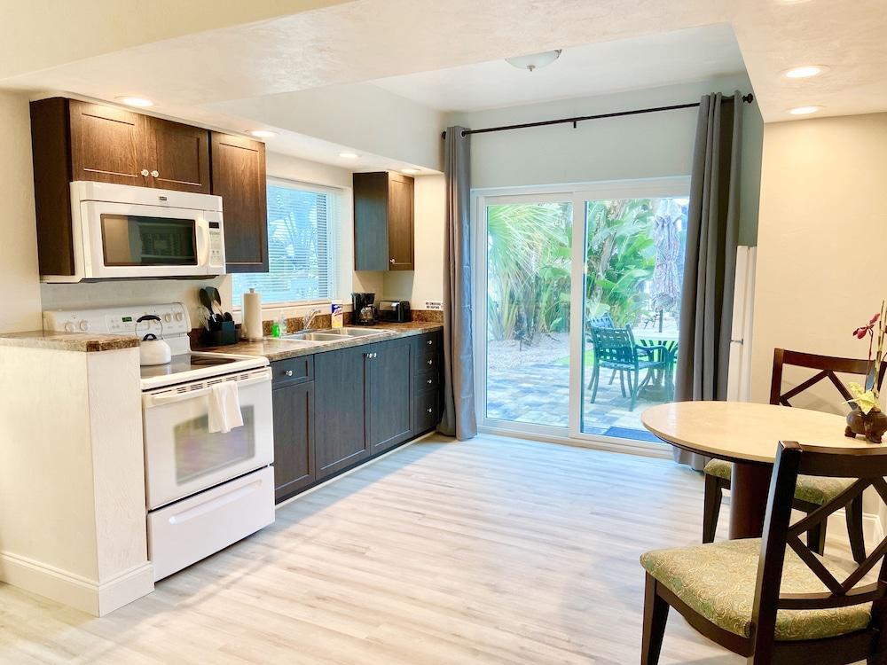 Organic Beach Retreat photo 65