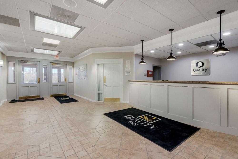 Quality Inn & Suites New Hartford - Utica photo 3