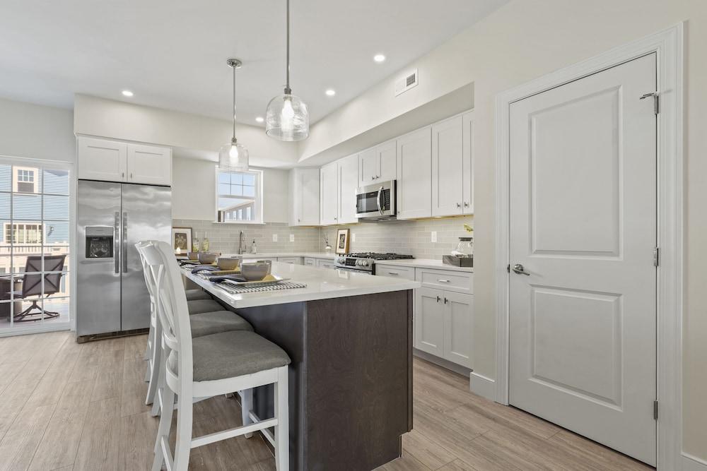 Seaport Oasis photo 38