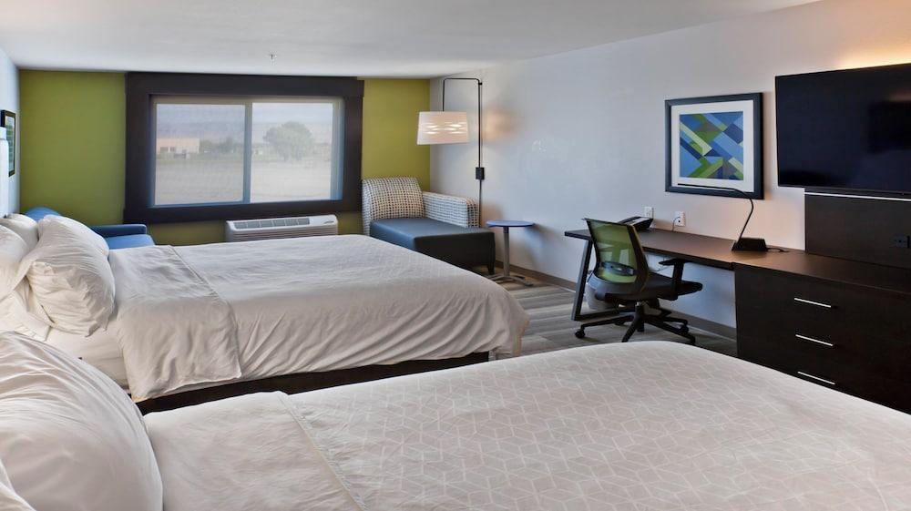 Holiday Inn Express & Suites Green River by IHG photo 69