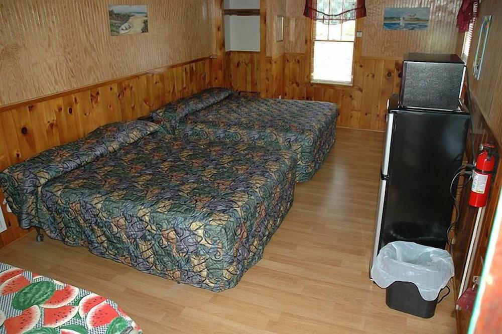 Channel Watefront Cottages photo 13