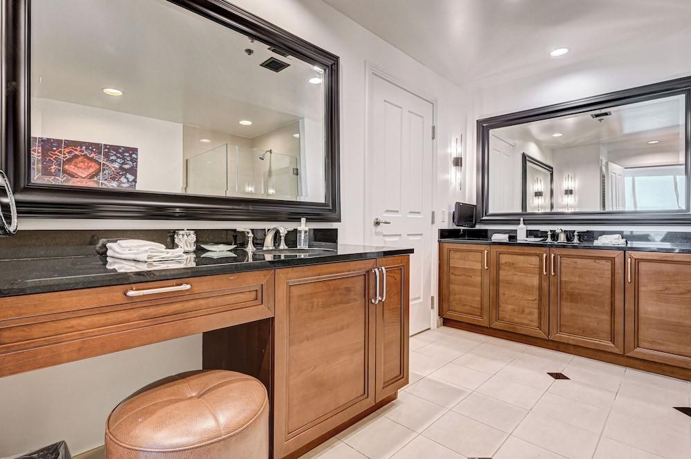 Suite Hub LV at Signature Sphere View photo 29
