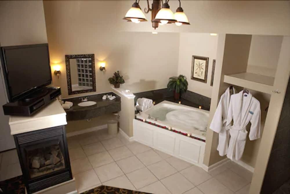 Belamere Suites Hotel photo 19
