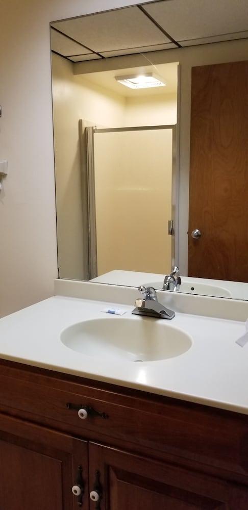 Classic Inn photo 23