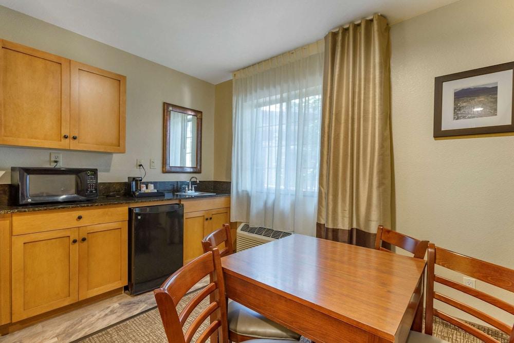 Comfort Inn Flagstaff South I-17 photo 21