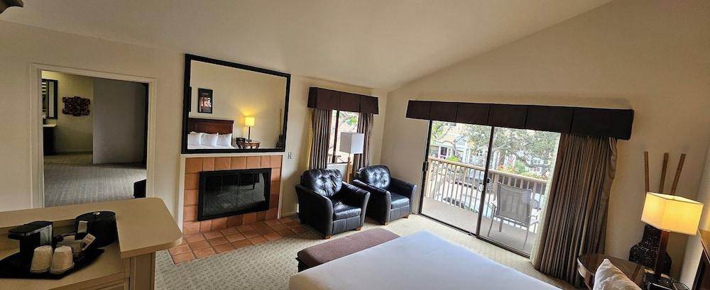 Adobe Inn photo 34