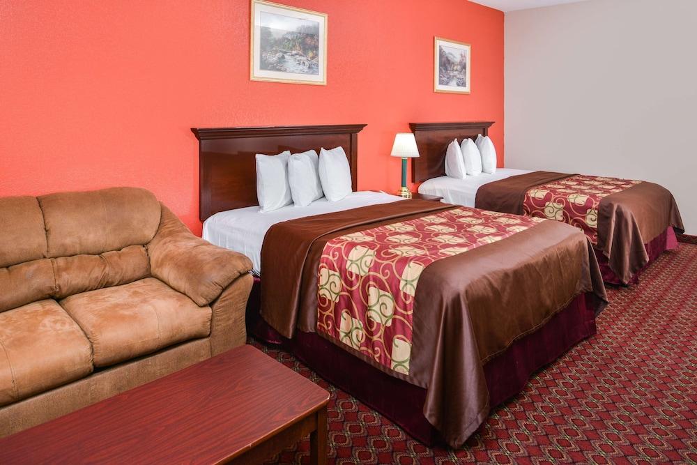 Americas Best Value Inn Houston at FM 1960 & I-45 photo 12