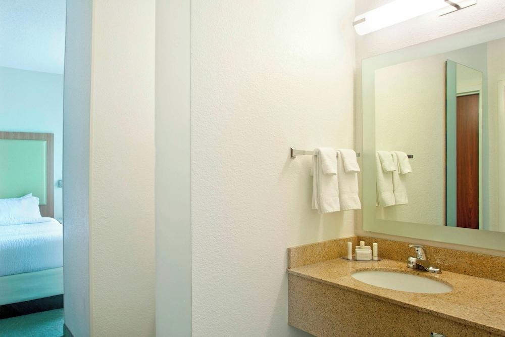 Springhill Suites By Marriott Metro Center photo 26