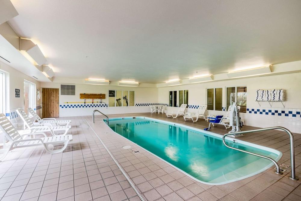 Quality Inn Kearney South photo 15