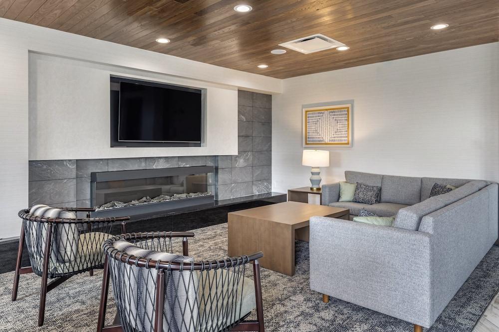 Staybridge Suites Dallas Grand Prairie by IHG photo 81