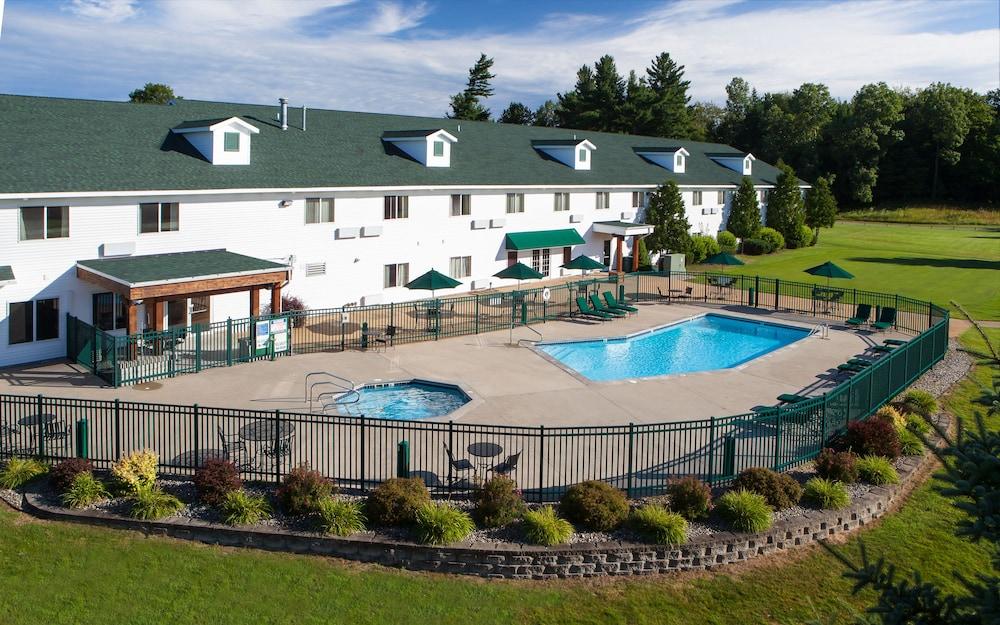 Manistee National Golf and Resort photo 31