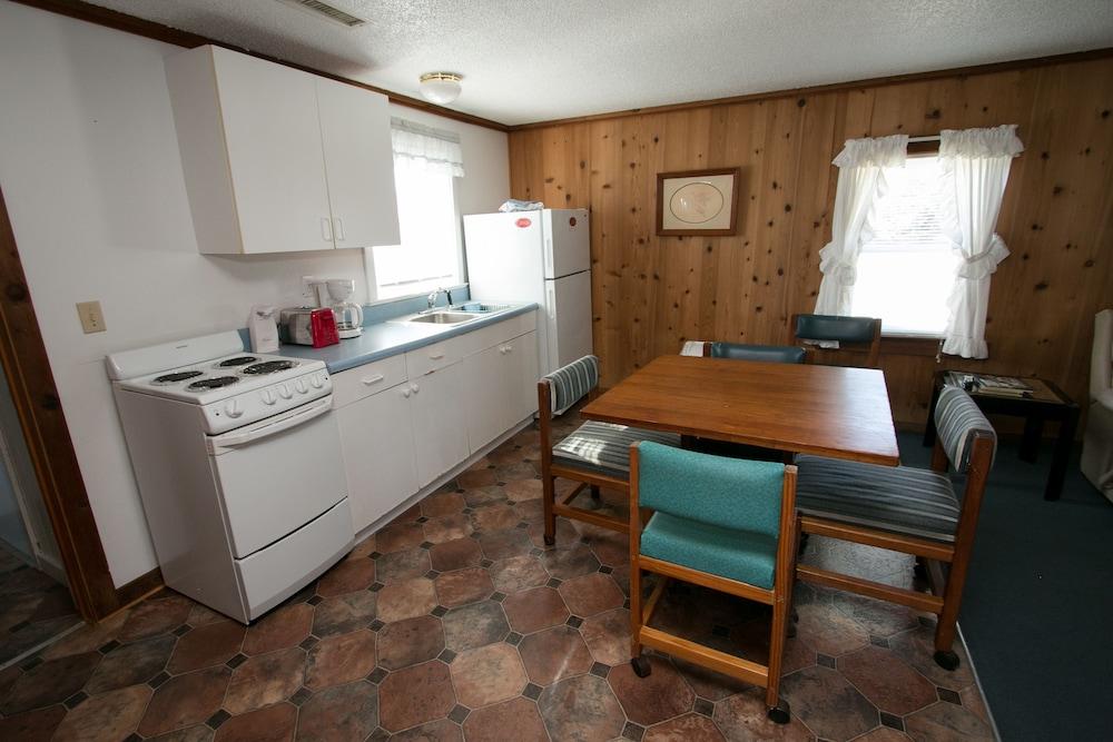 Outer Banks Motel - Village Accommodations photo 46