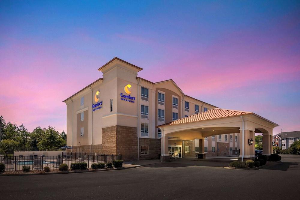 Comfort Inn & Suites Tifton photo 40