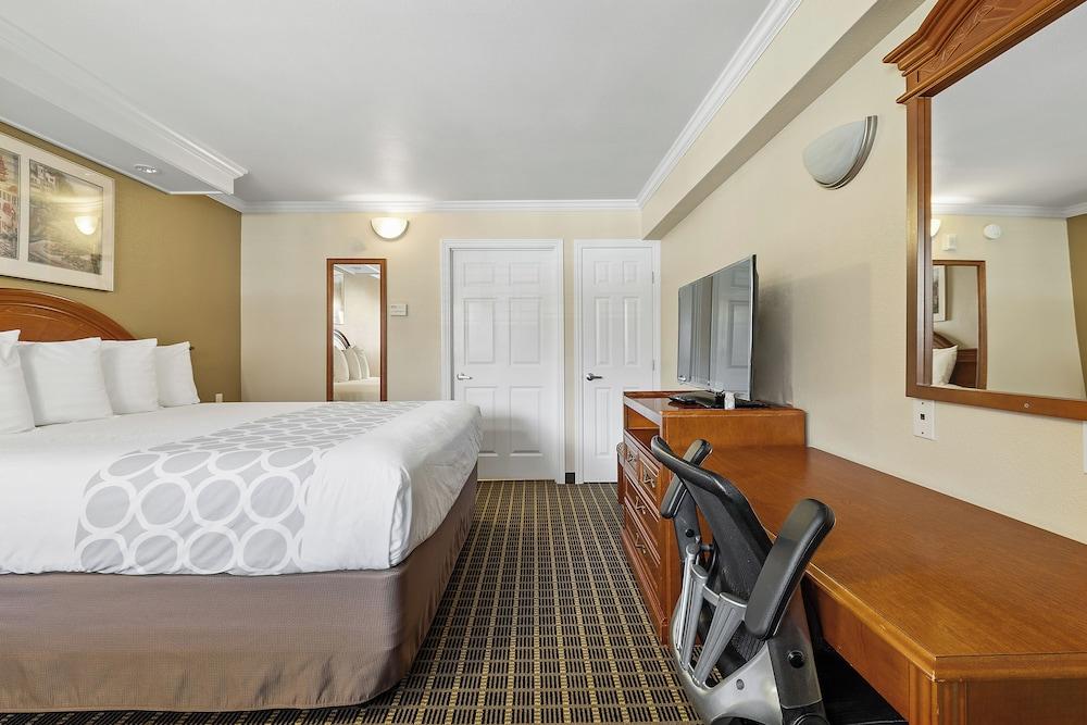 Alexis Park Hotel photo 37
