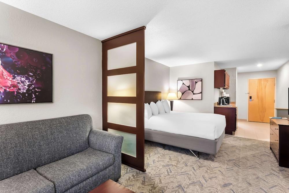 Best Western Oswego Hotel photo 7