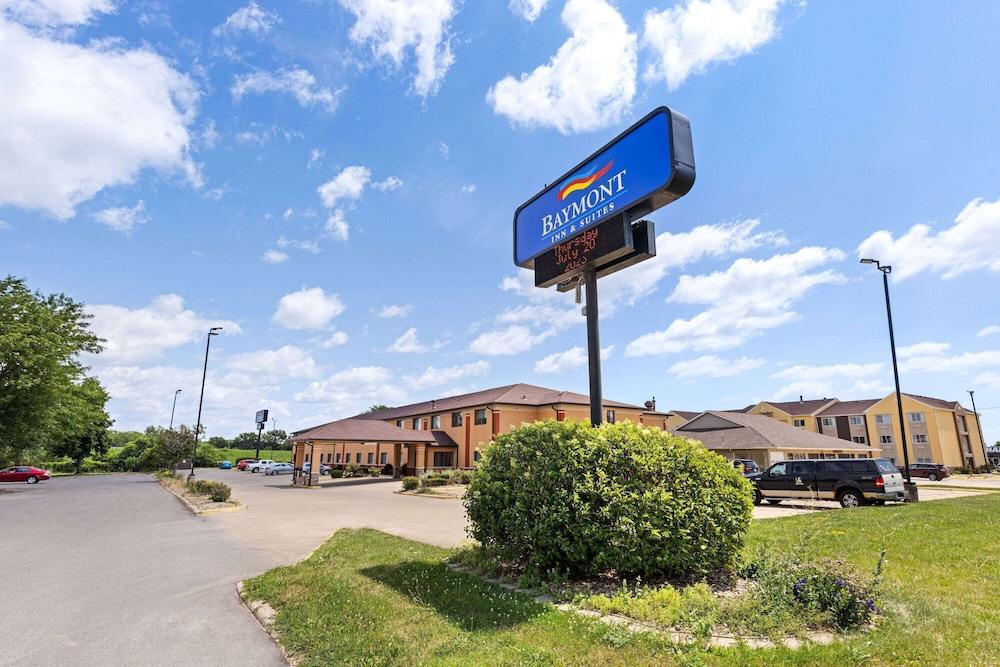 Baymont by Wyndham Waterloo photo 31