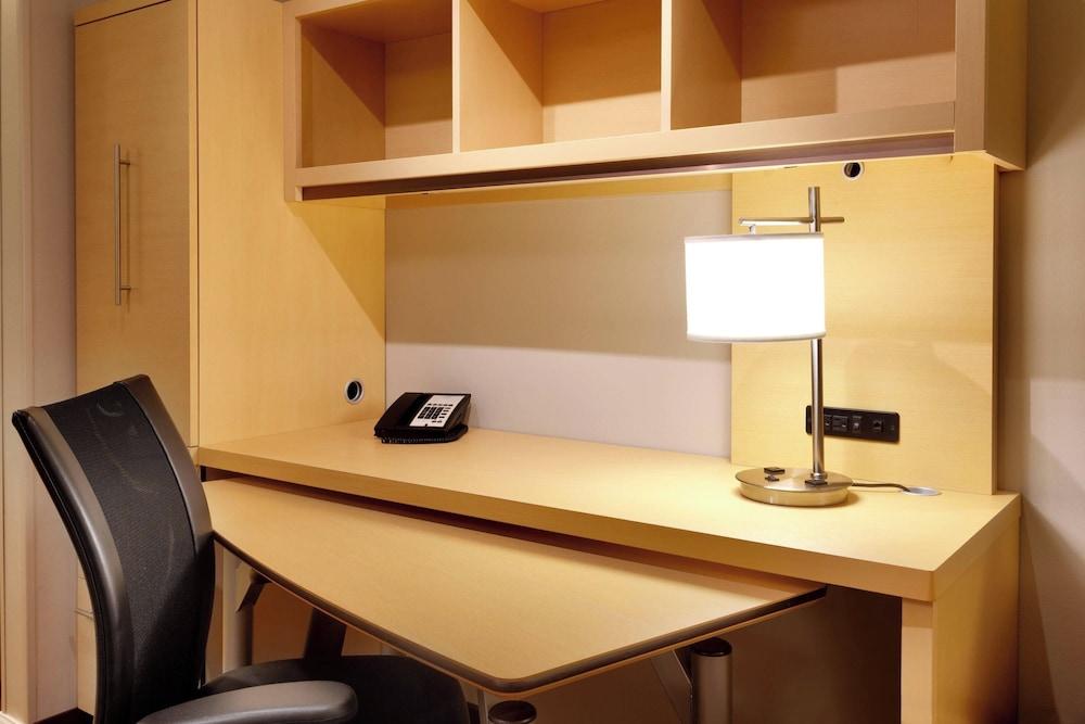 TownePlace Suites by Marriott Omaha West photo 19