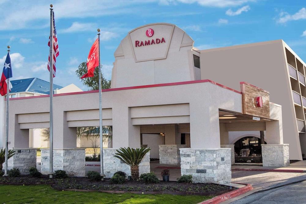 Ramada by Wyndham Austin South photo 42