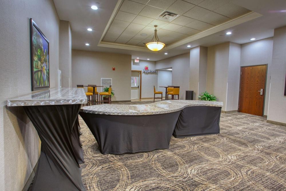 Drury Inn & Suites Near La Cantera Parkway photo 85