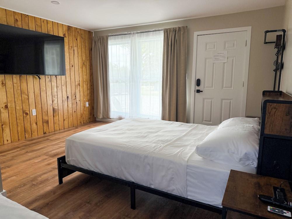 Cascade Inn photo 1
