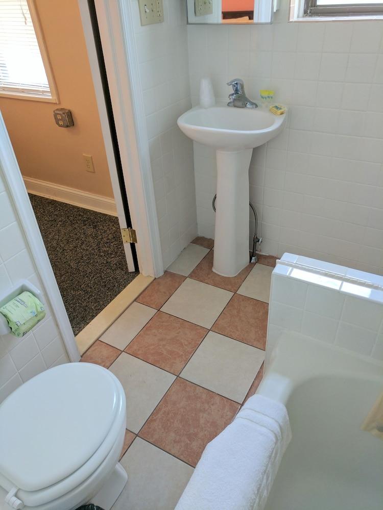 Key West Motel photo 11