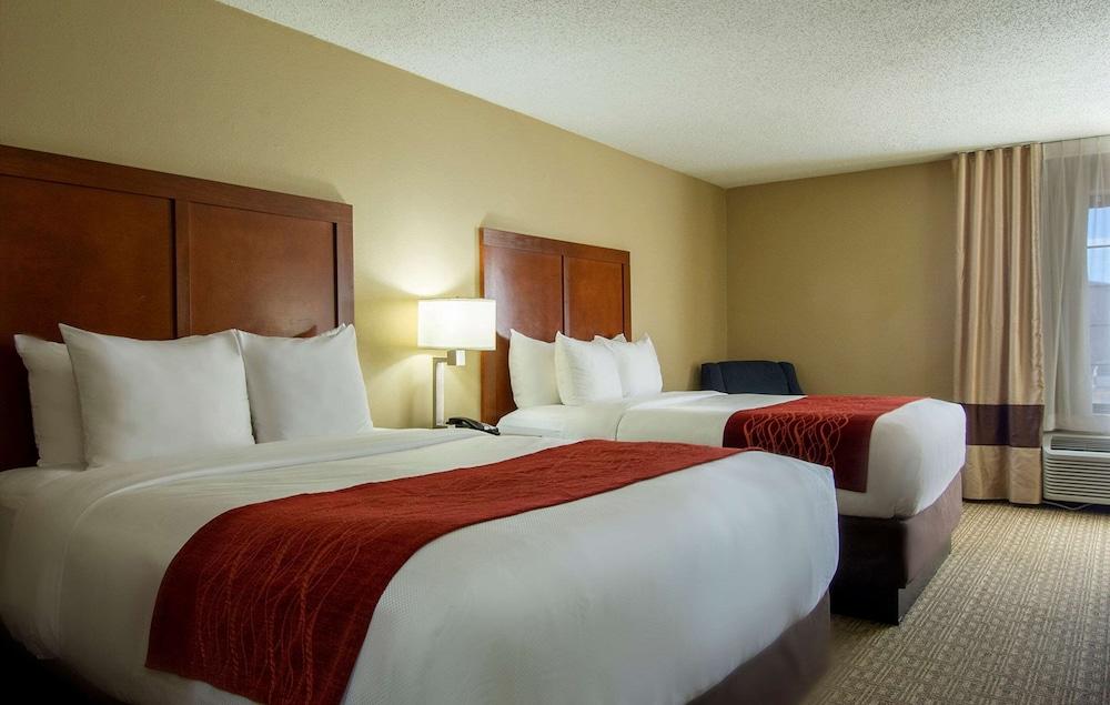 Comfort Inn Santa Fe South photo 9