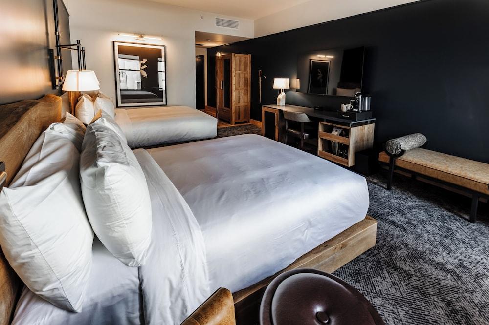 Hotel Renegade photo 29