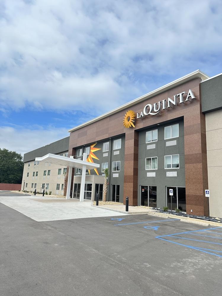 La Quinta Inn by Wyndham Columbia NE/Fort Jackson photo 95