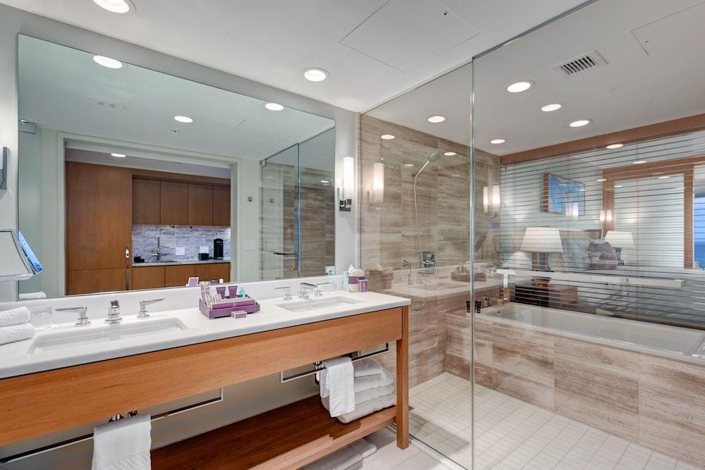 Real Select at the Ritz Carlton Residences, Waikiki Beach photo 56