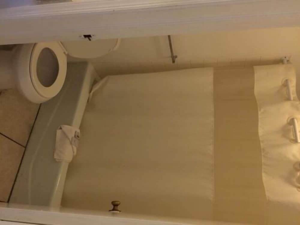 Royal Inn Motel photo 17
