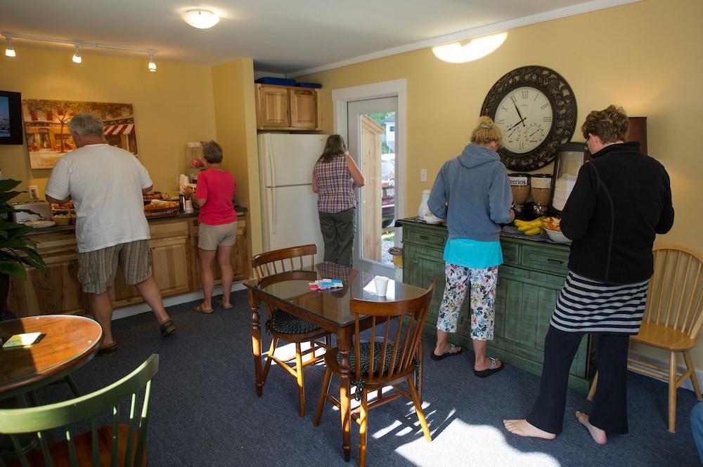 Harkness Brook Inn photo 18