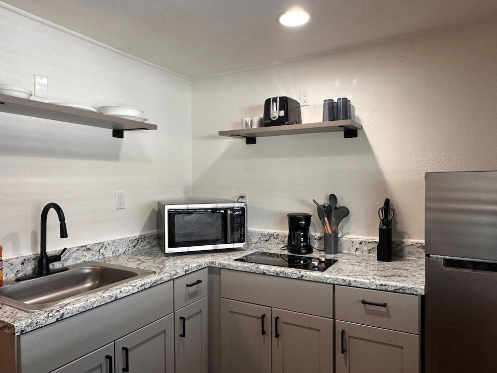 Alhonna Resort LLC photo 12