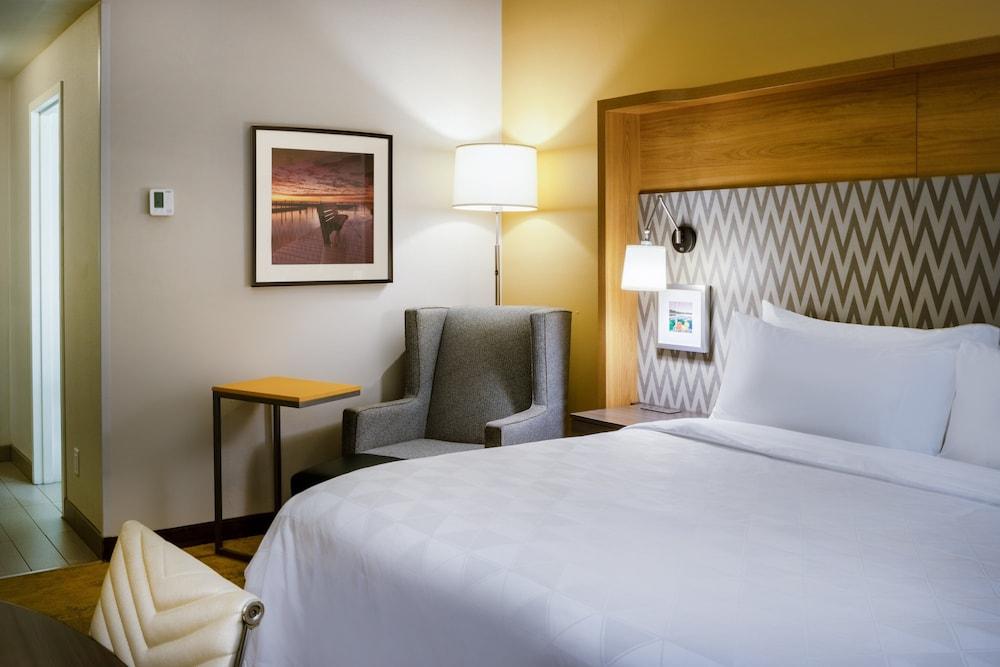 Holiday Inn Long Island-Islip Arpt East by IHG photo 9