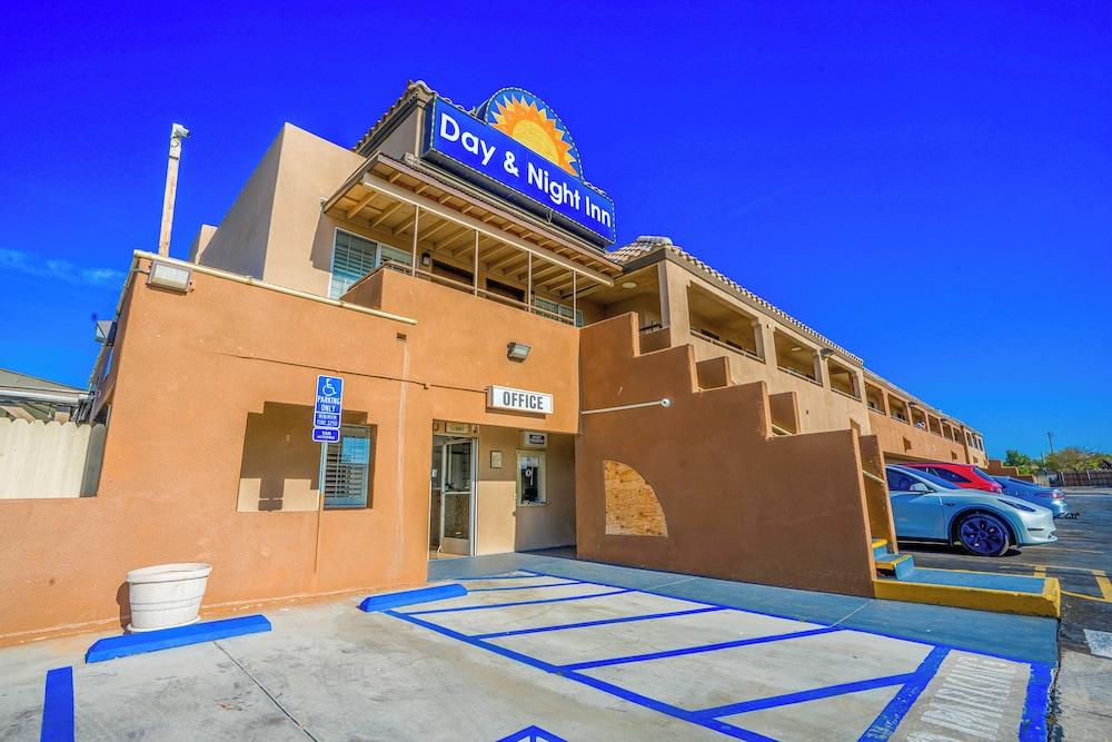 Day&Night Inn photo 36