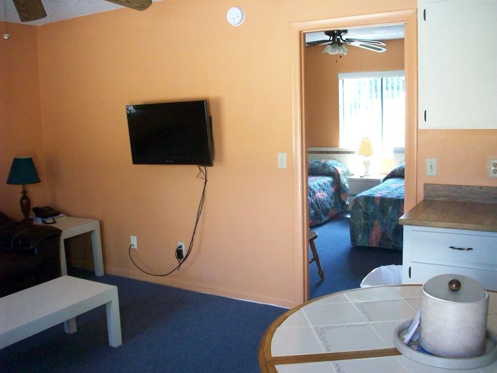 All Suite Motel photo 16