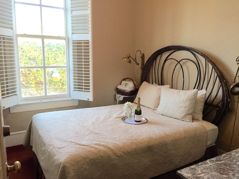 Hotel St. Helena photo 8
