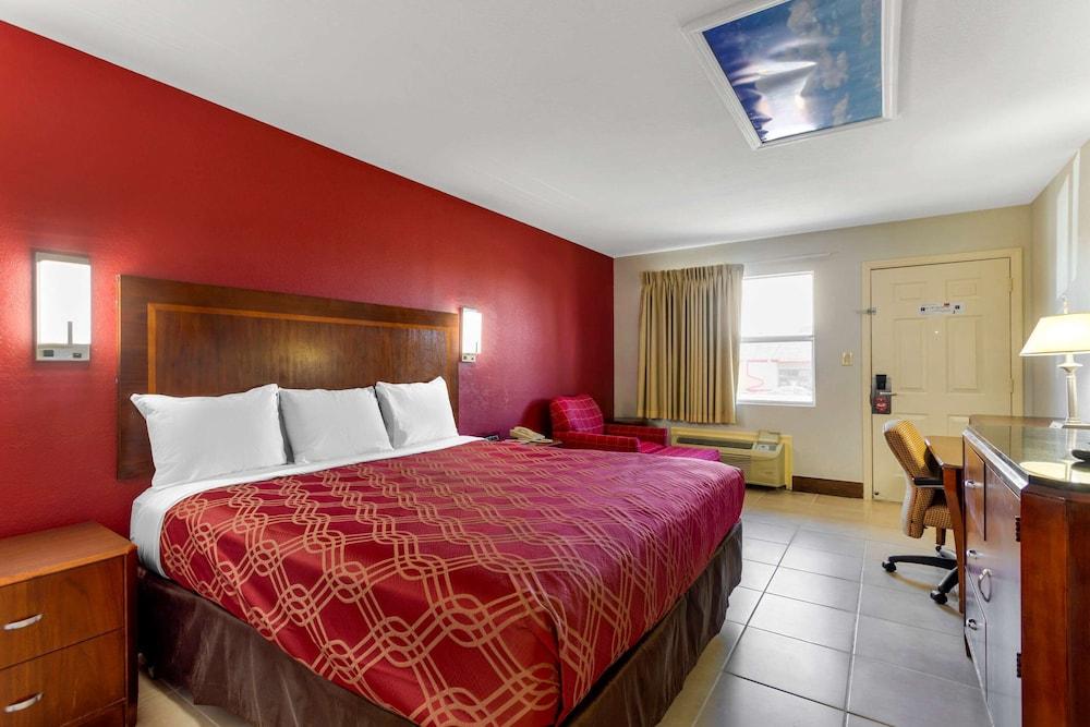 Econo Lodge Athens I-75 photo 20