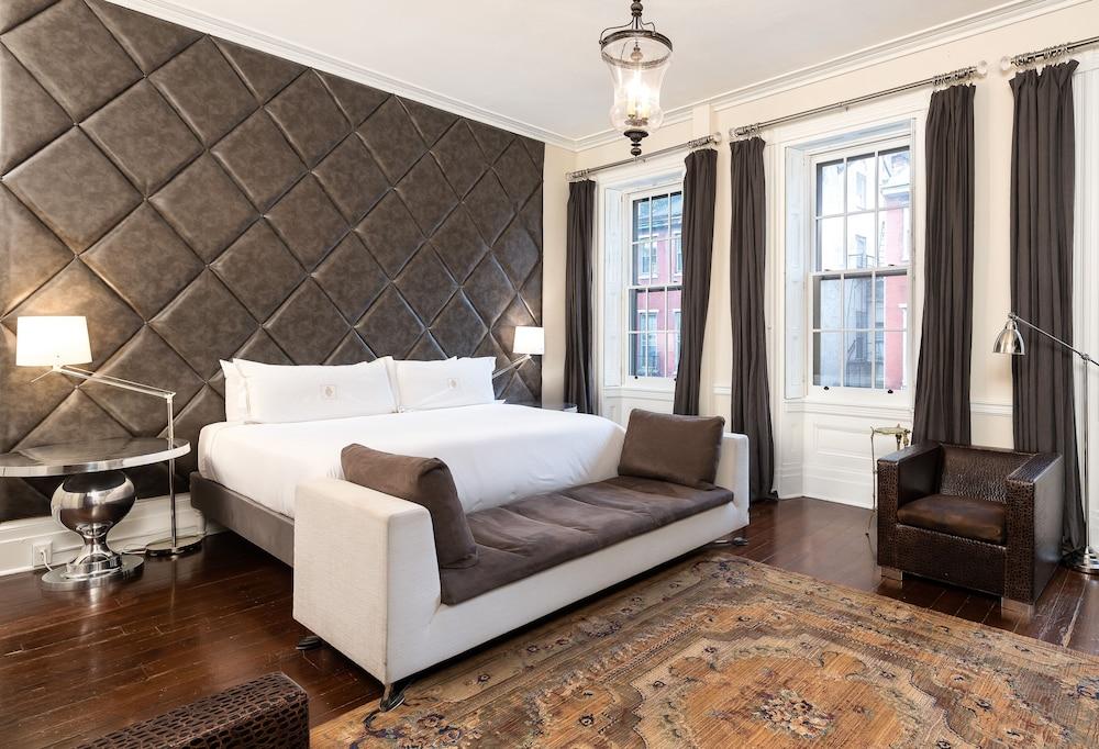 The DWIGHT D Hotel photo 30