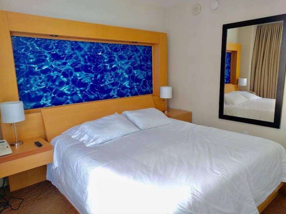 Marenas Beach Resort by FMM photo 8