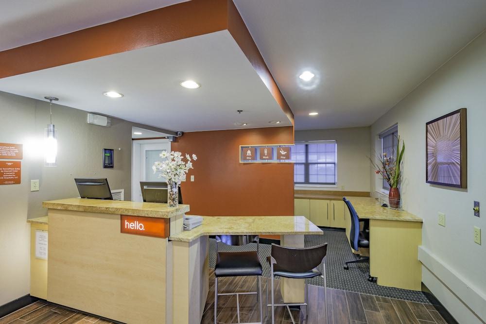 Towneplace Suites By Marriott Streetsboro photo 2